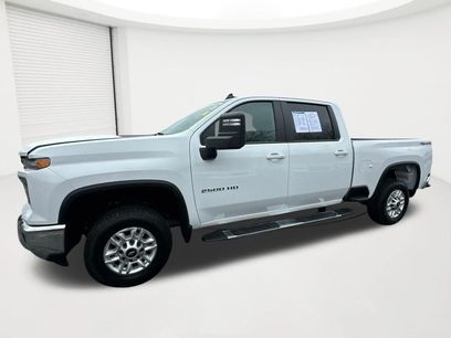 Used 2025 Chevrolet Silverado 2500 LT w/ Convenience Package