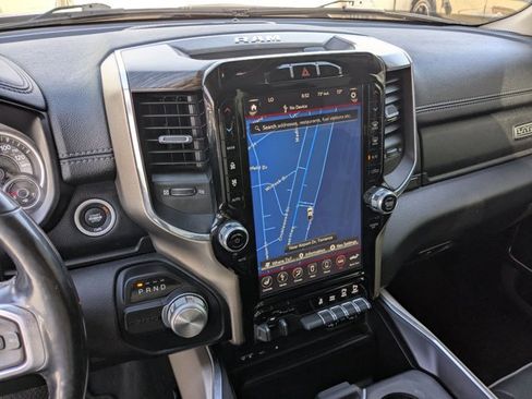 Used 2019 RAM 1500 Laramie image 12