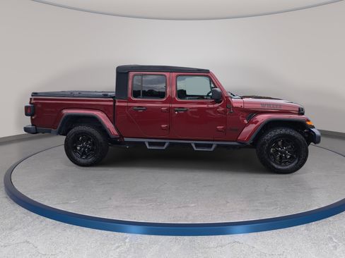 Used 2022 Jeep Gladiator Overland AWD/4WD image 4
