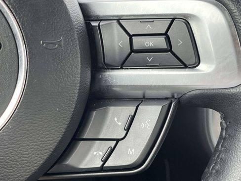 Used 2019 Ford Mustang Coupe RWD image 21