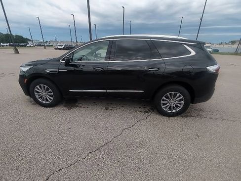 Used 2023 Buick Enclave Essence w/ LPO, Floor Liner Package FWD image 10