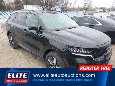 Used 2022 Kia Sorento S w/ Panoramic Sunroof Package FWD image 1