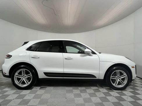Used 2023 Porsche Macan image 8