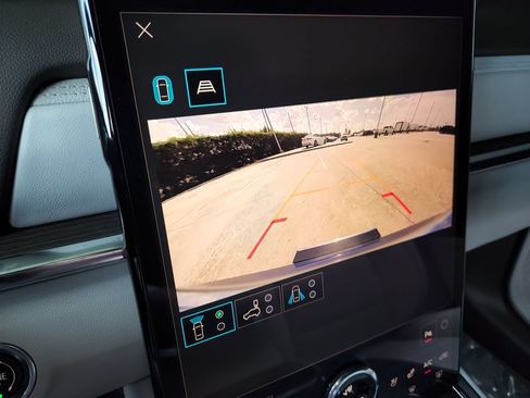 Used 2026 GMC Terrain Denali AWD/4WD image 23