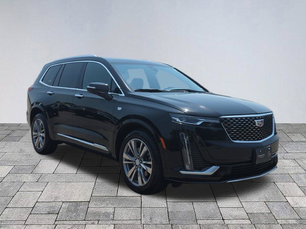 Used 2024 Cadillac XT6 Premium Luxury AWD/4WD image 1
