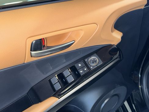 Used 2025 Lexus IS 350 F Sport image 17