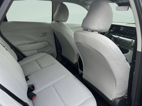 New 2026 Hyundai Kona SE FWD image 17