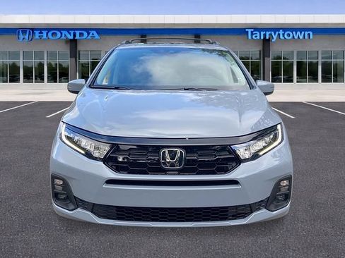 New 2026 Honda Odyssey Touring image 6