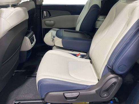New 2026 Kia Carnival SX Prestige FWD image 13