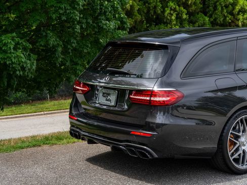 Used 2021 Mercedes-Benz E 63 AMG S image 11