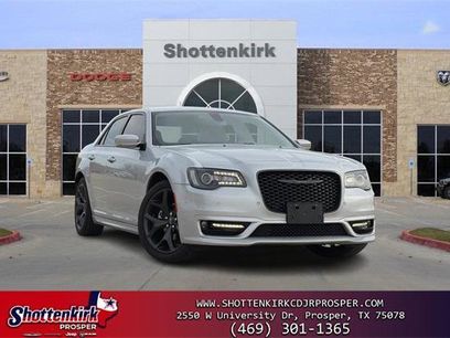 Certified 2022 Chrysler 300 Touring L