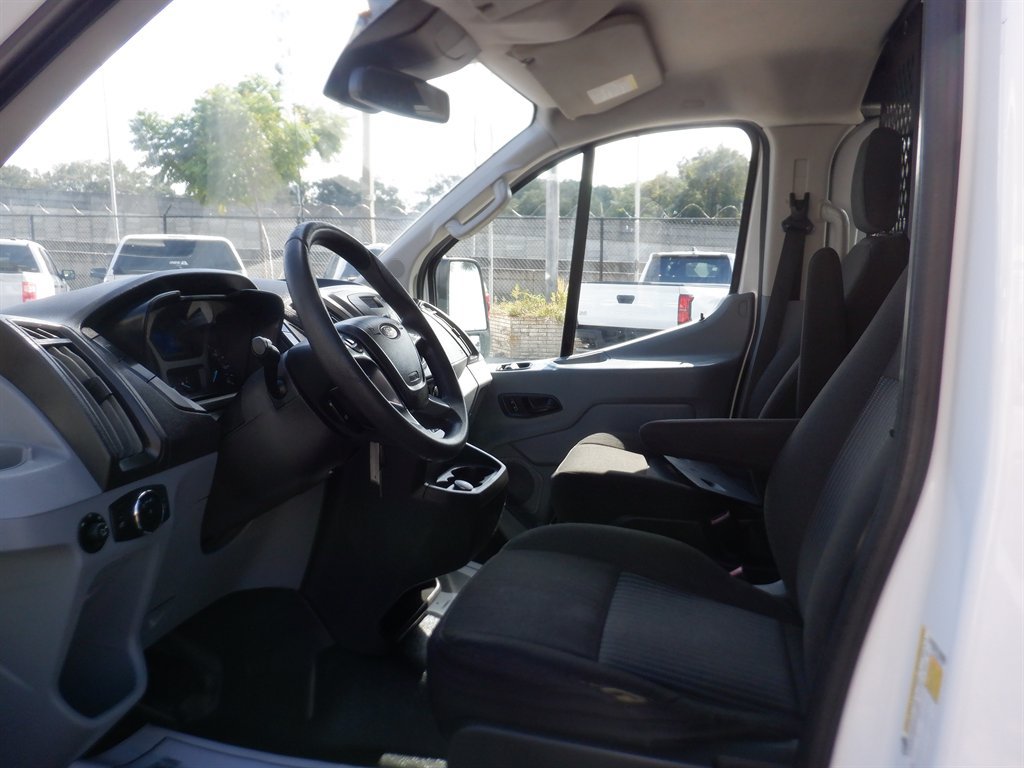 Used 2017 Ford Transit 250 130 Low Roof w/ Exterior Upgrade Package RWD image 13