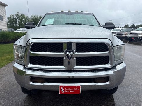 Used 2015 RAM 3500 Tradesman w/ Chrome Appearance Group image 3