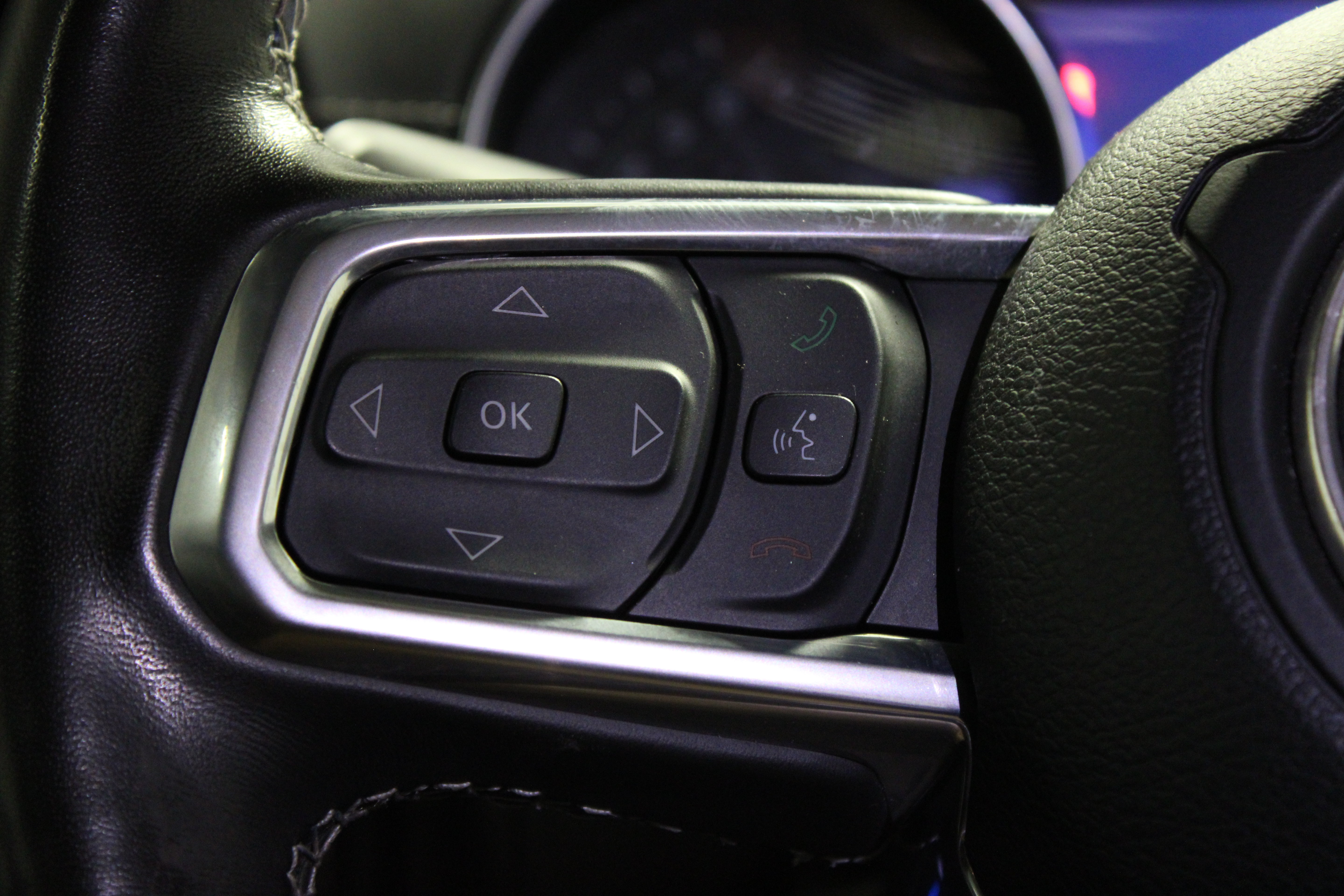 Used 2022 Jeep Wrangler Unlimited Sahara w/ Cold Weather Group AWD/4WD image 20