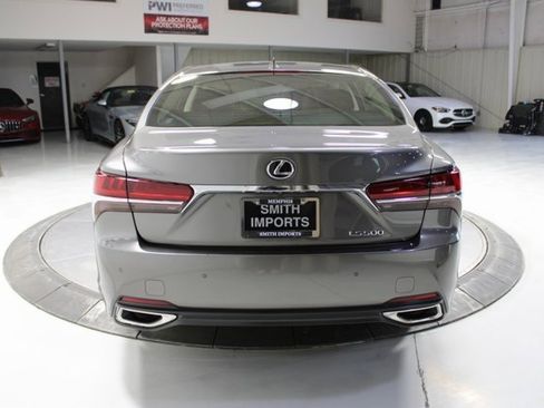 Used 2018 Lexus LS 500 w/ Accessory Package (Z1) image 5