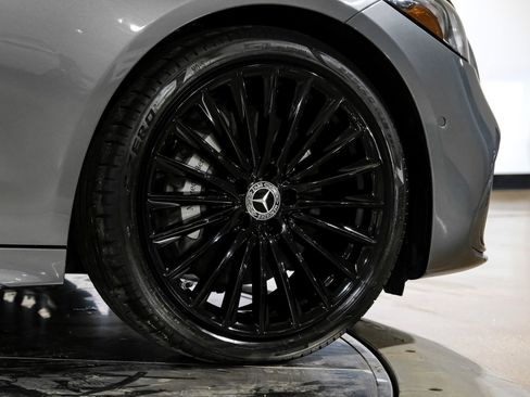 Used 2025 Mercedes-Benz C 300 4MATIC Sedan image 55