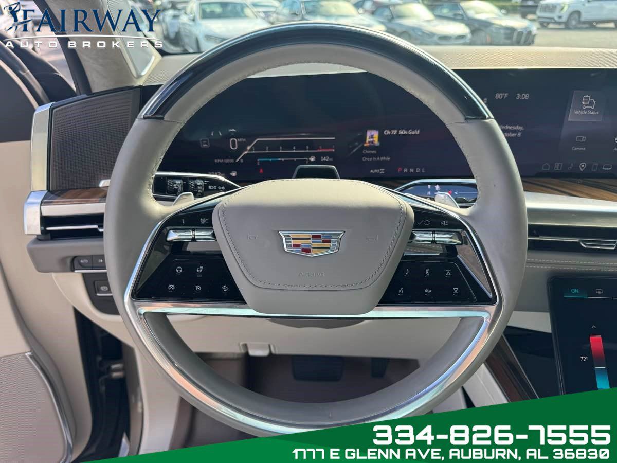 Used 2025 Cadillac Escalade Sport Platinum AWD/4WD image 18