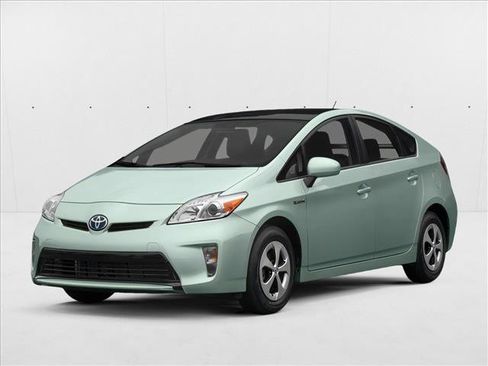 Used 2013 Toyota Prius Two FWD image 1