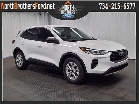 Certified 2024 Ford Escape Active AWD/4WD image 1