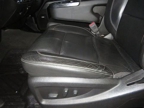 Used 2018 Chevrolet Silverado 2500 LT w/ Custom Sport Edition image 23