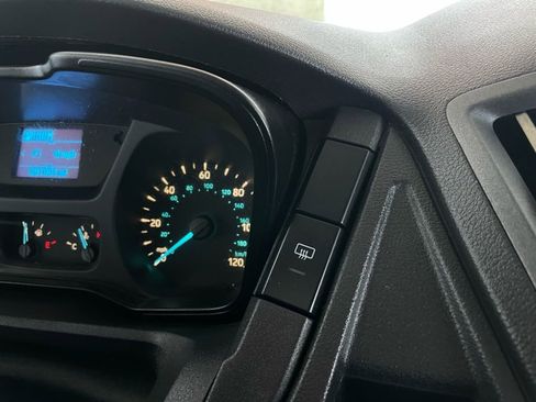 Used 2017 Ford Transit 350 XL image 31