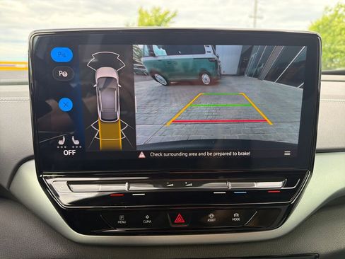 Certified 2023 Volkswagen ID.4 Pro AWD/4WD image 22