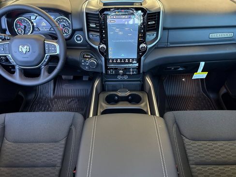New 2026 RAM 1500 4x4 Crew Cab image 12