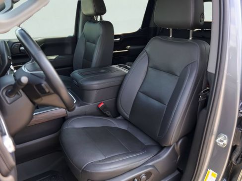 Used 2021 GMC Sierra 1500 SLT RWD image 10