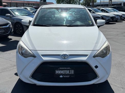 Used 2017 Toyota Yaris iA FWD image 2
