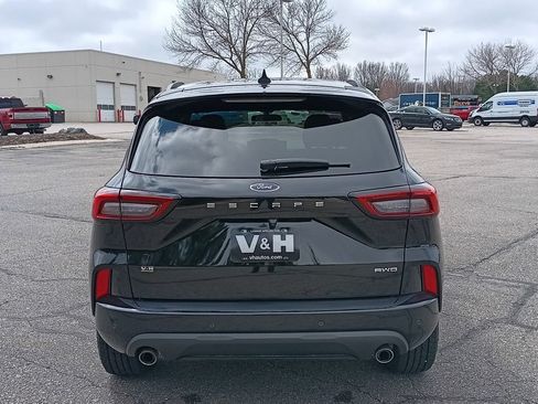 Used 2023 Ford Escape ST-Line w/ Tech Pack #1 AWD/4WD image 27