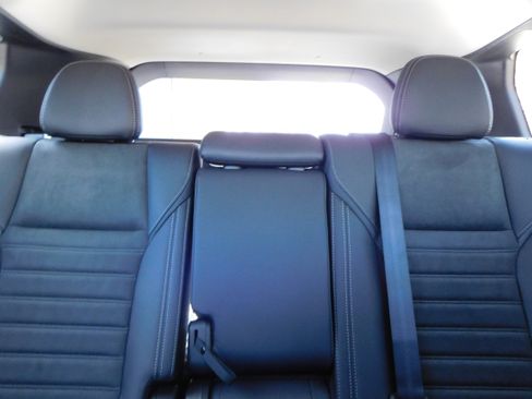 New 2025 Mitsubishi Outlander SE image 41