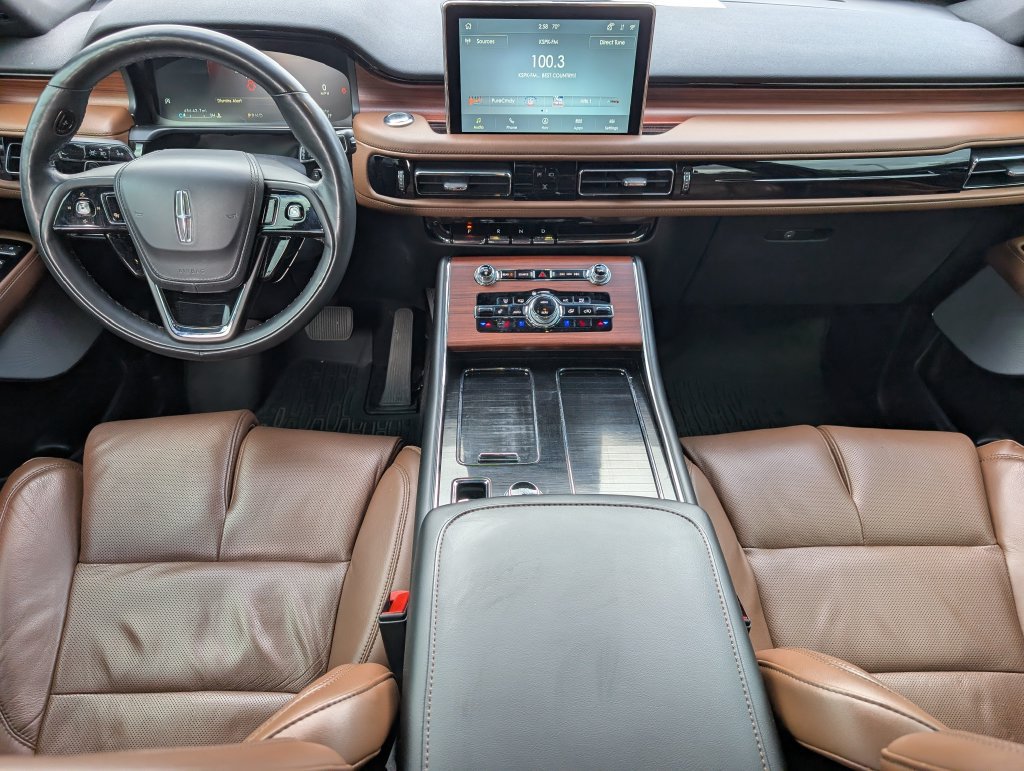 Used 2023 Lincoln Aviator Reserve w/ Equipment Group 201A AWD/4WD image 27