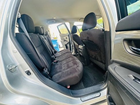 Used 2015 Nissan Murano SV FWD image 20