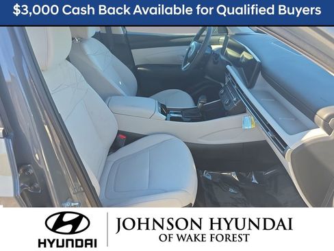 New 2026 Hyundai Tucson SE image 19