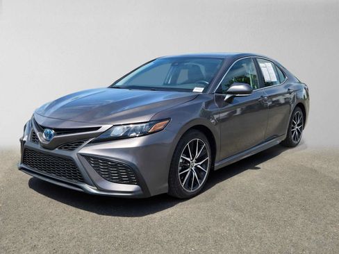 Used 2023 Toyota Camry SE FWD image 8