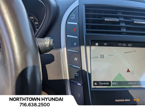 Used 2018 Lincoln MKC Reserve image 17