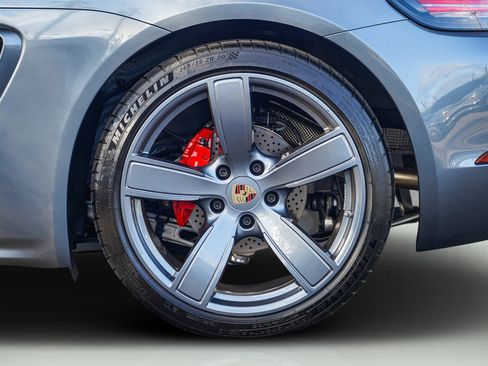 Used 2025 Porsche 718 Cayman S image 14