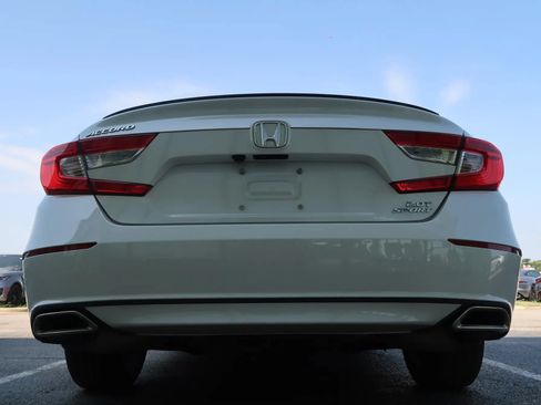 Used 2022 Honda Accord Sport image 10