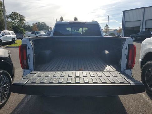 Used 2022 GMC Sierra 1500 SLT w/ SLT Premium Plus Package image 10