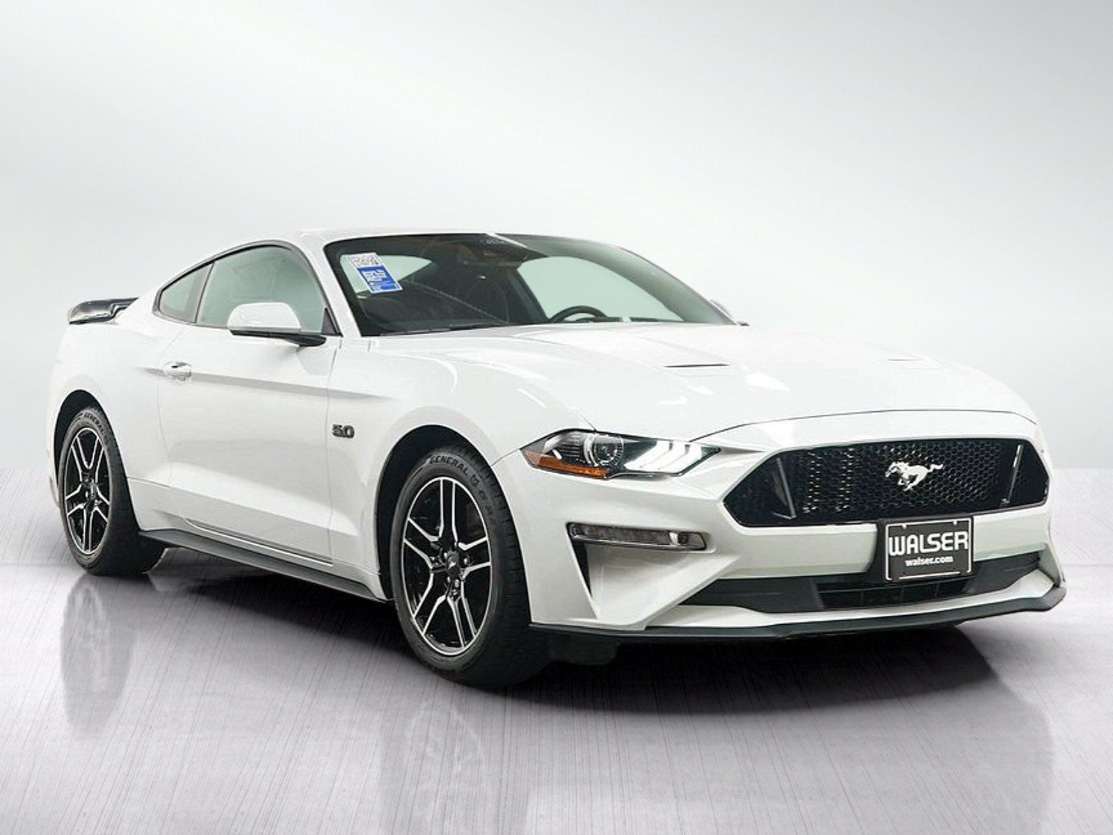 Used 2022 Ford Mustang GT RWD image 6