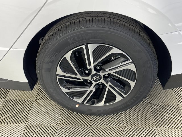 New 2026 Hyundai Sonata Blue FWD image 16