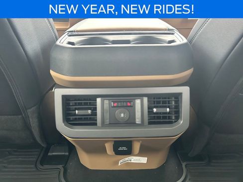 New 2026 Ford F250 Lariat w/ Black Appearance Package image 24
