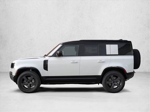 Used 2026 Land Rover Defender 110 X-Dynamic SE AWD/4WD image 5