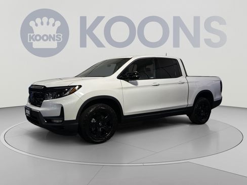 Used 2026 Honda Ridgeline Black Edition image 1