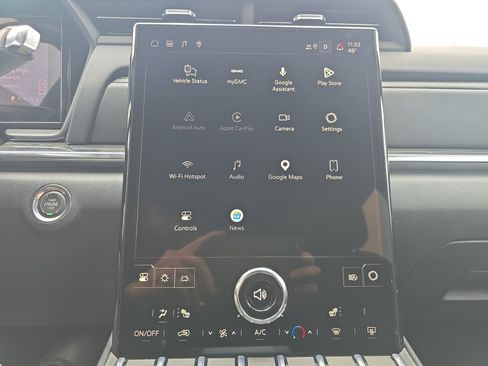 Used 2026 GMC Terrain Elevation w/ Black Edition image 27