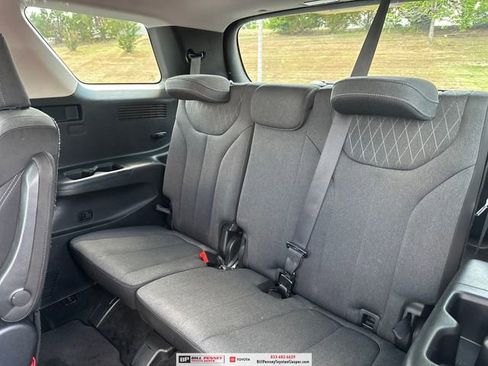 Used 2021 Hyundai Palisade SEL FWD image 17