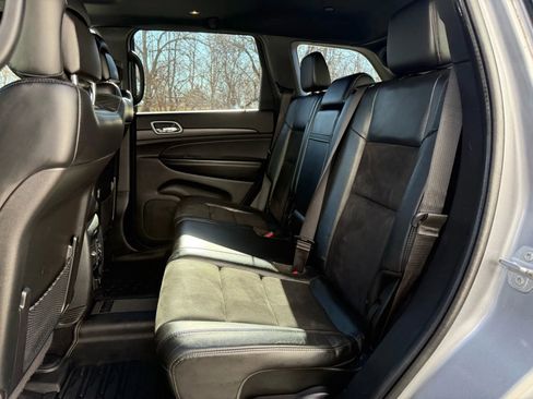 Used 2021 Jeep Grand Cherokee Laredo X image 15