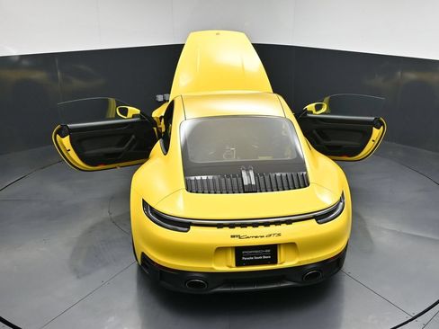 Used 2022 Porsche 911 Carrera GTS w/ Premium Package RWD image 31