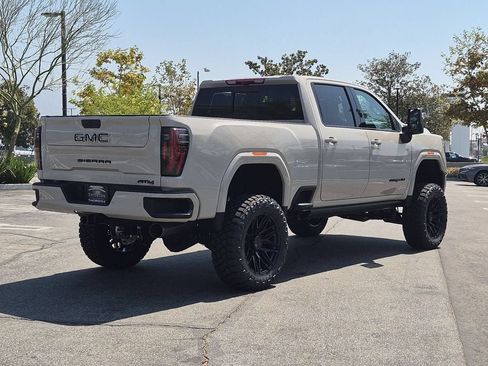 New 2026 GMC Sierra 2500 AT4 w/ AT4 Premium Plus Package AWD/4WD image 4