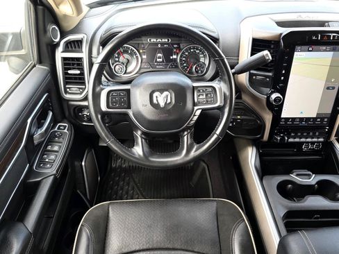 Used 2022 RAM 3500 Laramie AWD/4WD image 9